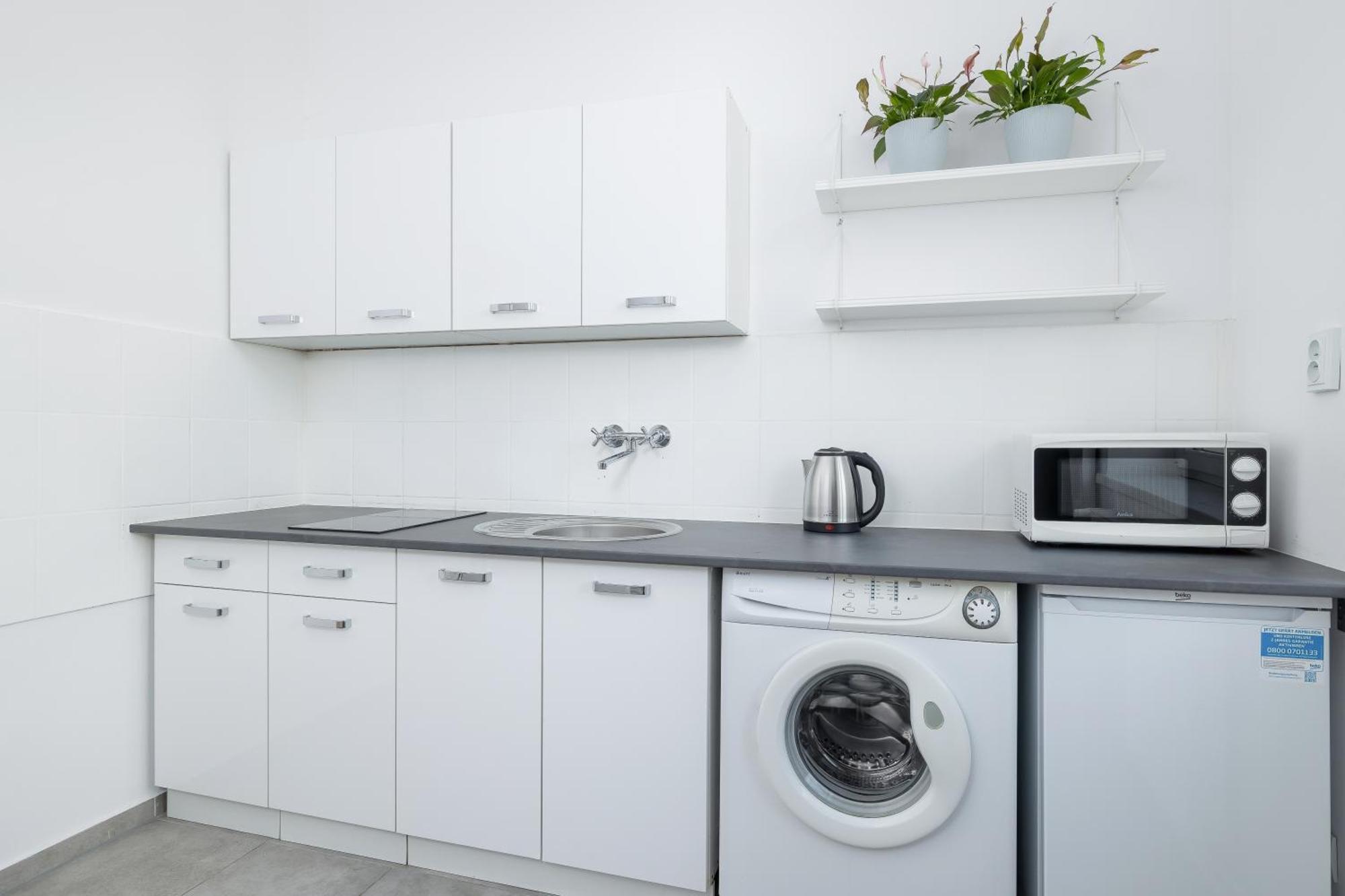 1-Bedroom Apartment - Dluga 65 Street كراكوفيا المظهر الخارجي الصورة